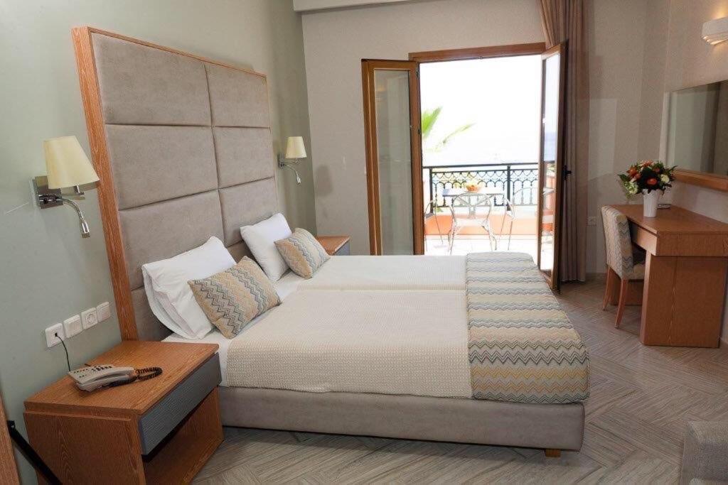Aparthotel Vekios Club à Parga Extérieur photo